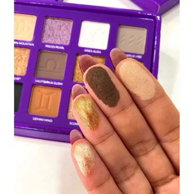 Paleta de Sombras Astral Essence - Ruby Rose